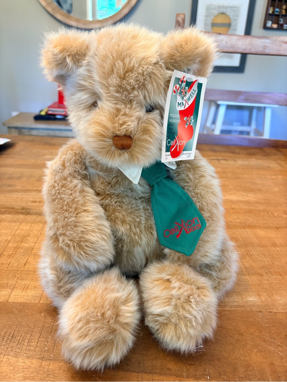 CellXion Maxwell 2001 collectible bear plush NWT with green tie